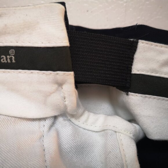 L.L. Bean Men's Navy Pleated Size 36/32 Dress Pants - Picture 8 of 9